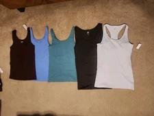 Gap Women's Mixed Lot of 5 Various Styles And Colors Size Medium 