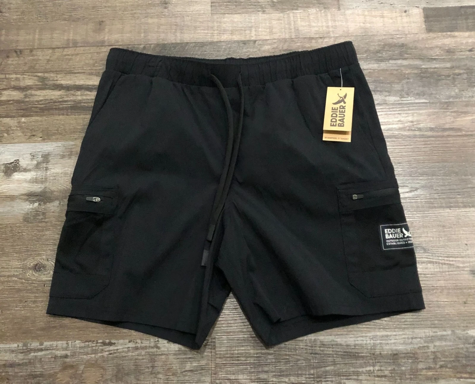 Eddie Bauer Mens Large Black Lightweight Cargo Shorts New with Tags