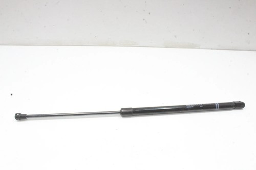 VW GOLF VIII CD1 Heckklappe Gasdruckfeder rechts 5H6827550K 1.50 31946331