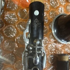 LeBlanc Bb Clarinet in Bb Key, Black  Silver Finish, Includes Case
