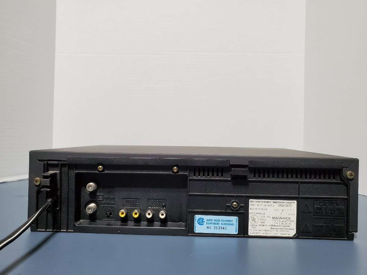 Magnavox OSD(On Screen Display) VHS /VCR Model VR3310AT01 Magnavox OSD(On Screen Display) VHS /VCR Model VR3310AT01