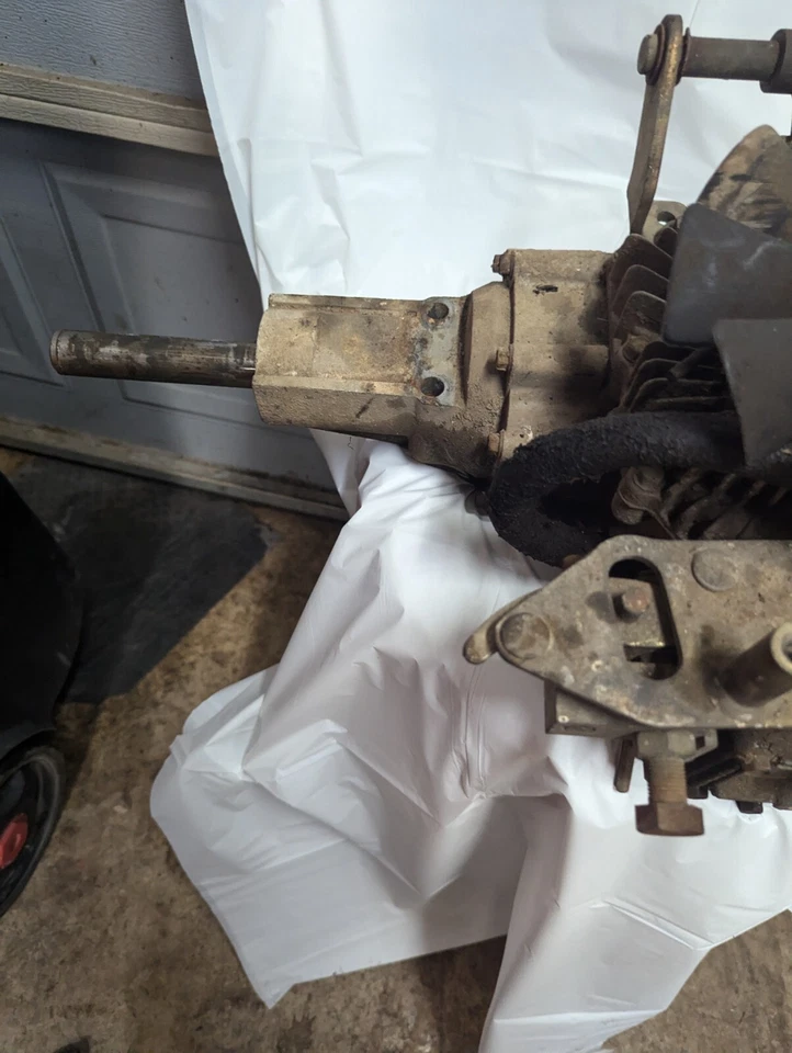 Used Transaxle Transmission Eaton 750 For Troy-Built ST120 ST140 Tractor Hydro - Image 2 of 4