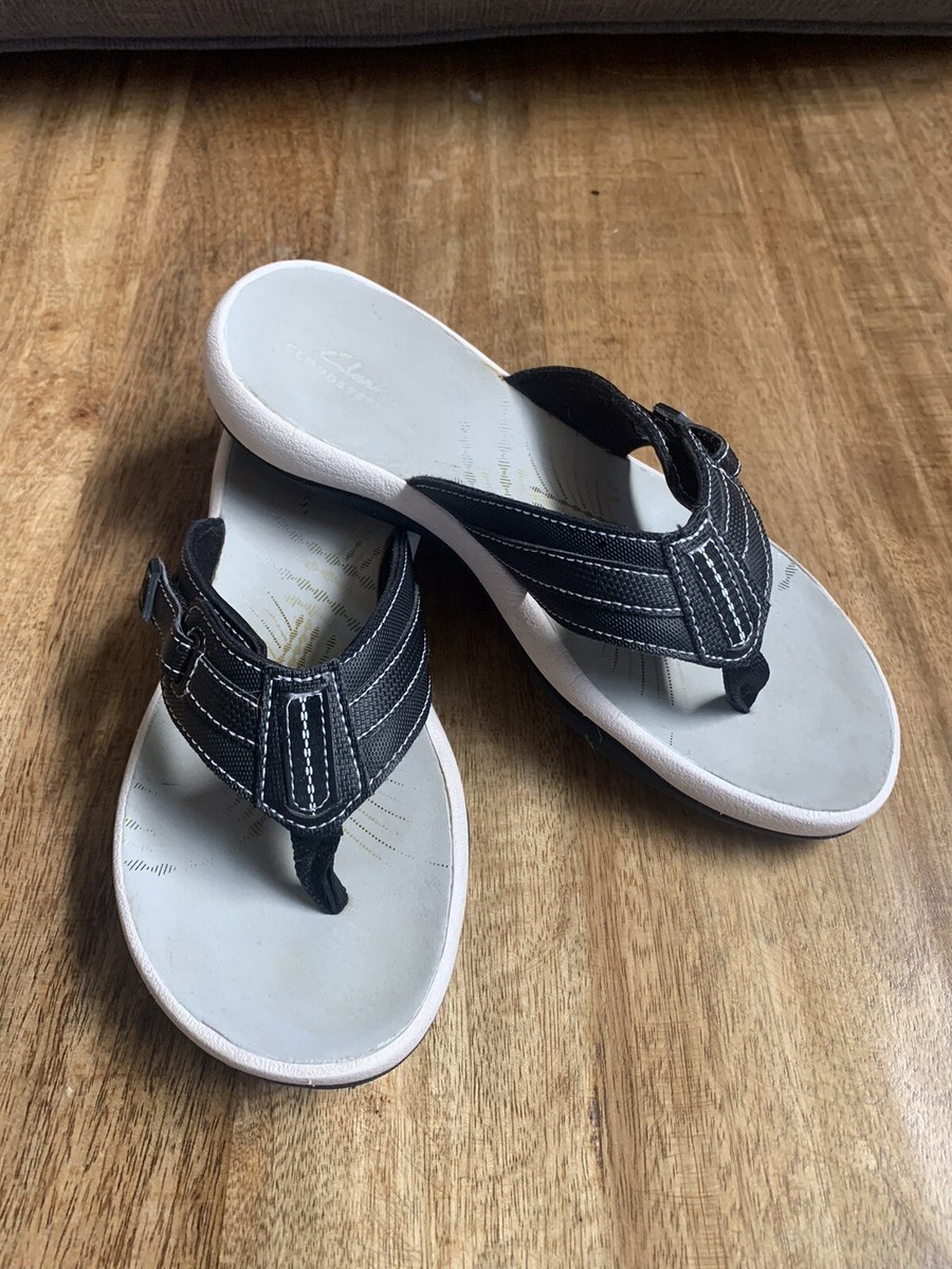 Clarks Cloudsteppers Brinkley Jazz Comfort Flip Flops Sandals Size US 7 Black View 2