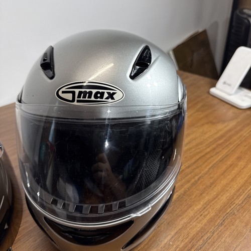 GMAX motorcycle Helmet With Exchangable Visors. XL - Picture 2 of 14