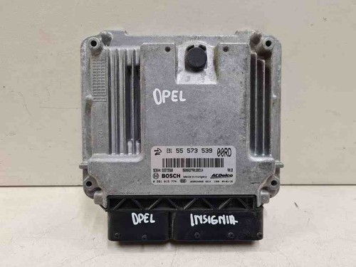 OPEL INSIGNIA A Estate G09 Motorsteuergerät ECU 55573560 5557353900RD 32721701