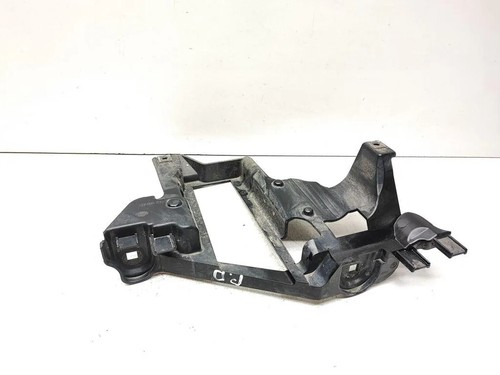 BMW X5 E53 Rechte Scheinwerferhalter 224568 3.00 Diesel 160kw 2004 33640724