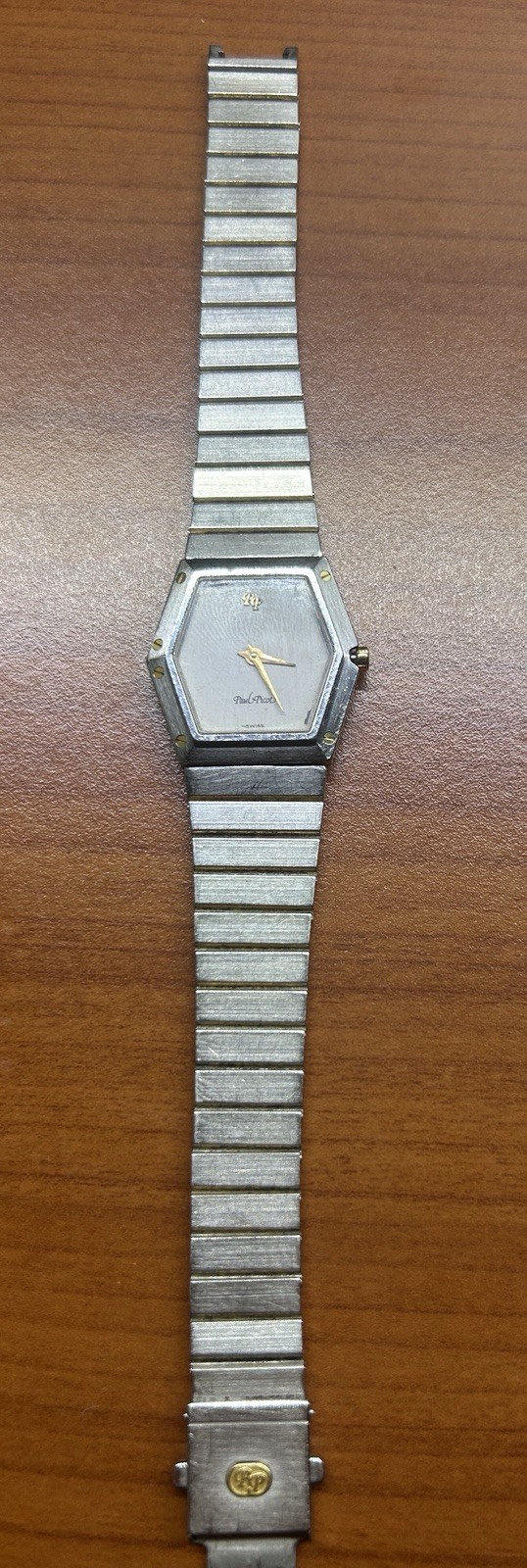 Foto 1 di 4