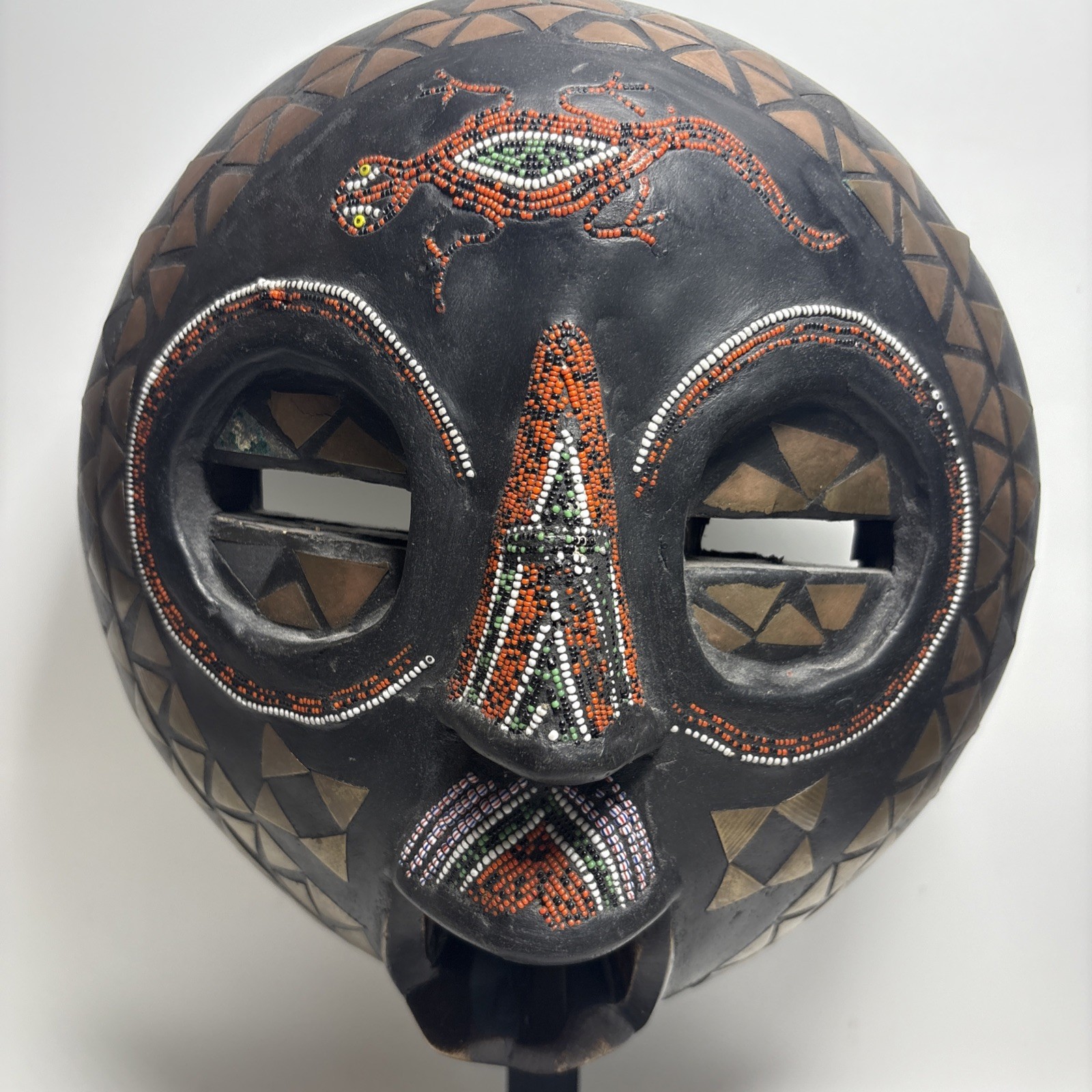 Vintage African Hand Made Carved Round Wood Beaded Tribal Mask W/Stand