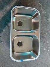 32 Inch Undermount Double Bowl 18 Gauge 50/50 Stainless Steel Kitchen Sink