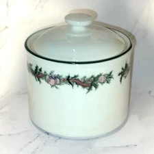 Vtg Macy's The Cellar Christmas O Tannenbaum Covered Sugar Bowl 1992 Crazed