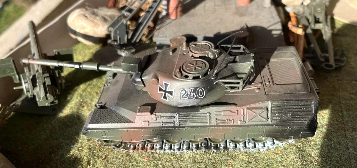 Solido 1/50 – Char Leopard A1 – Armée Allemande – Miniature Métal – Occasion