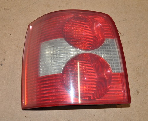 Original VW Passat 3BG Variant Rückleuchte 3B9945095AA links