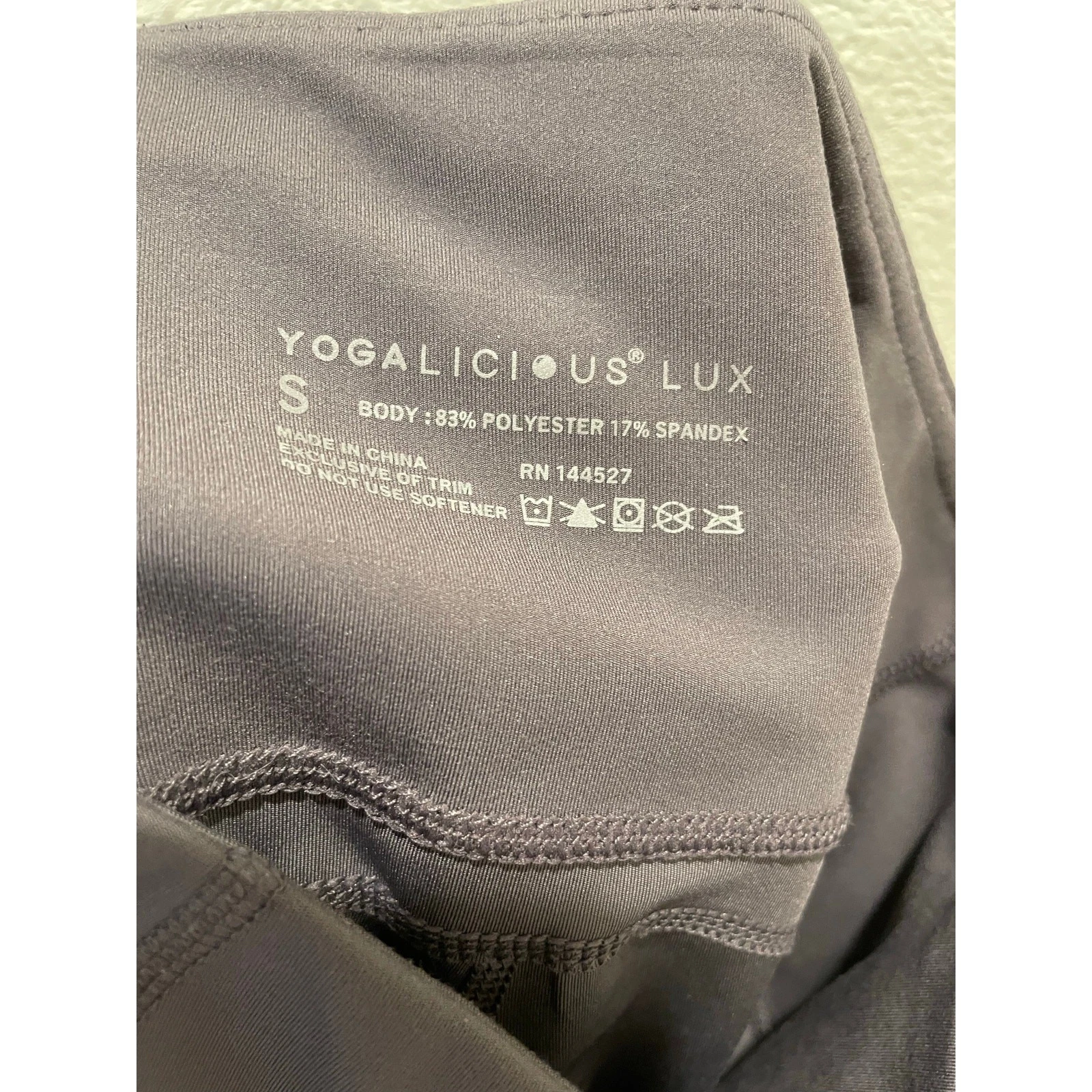 yogalicious lux excellent used condition leggings
