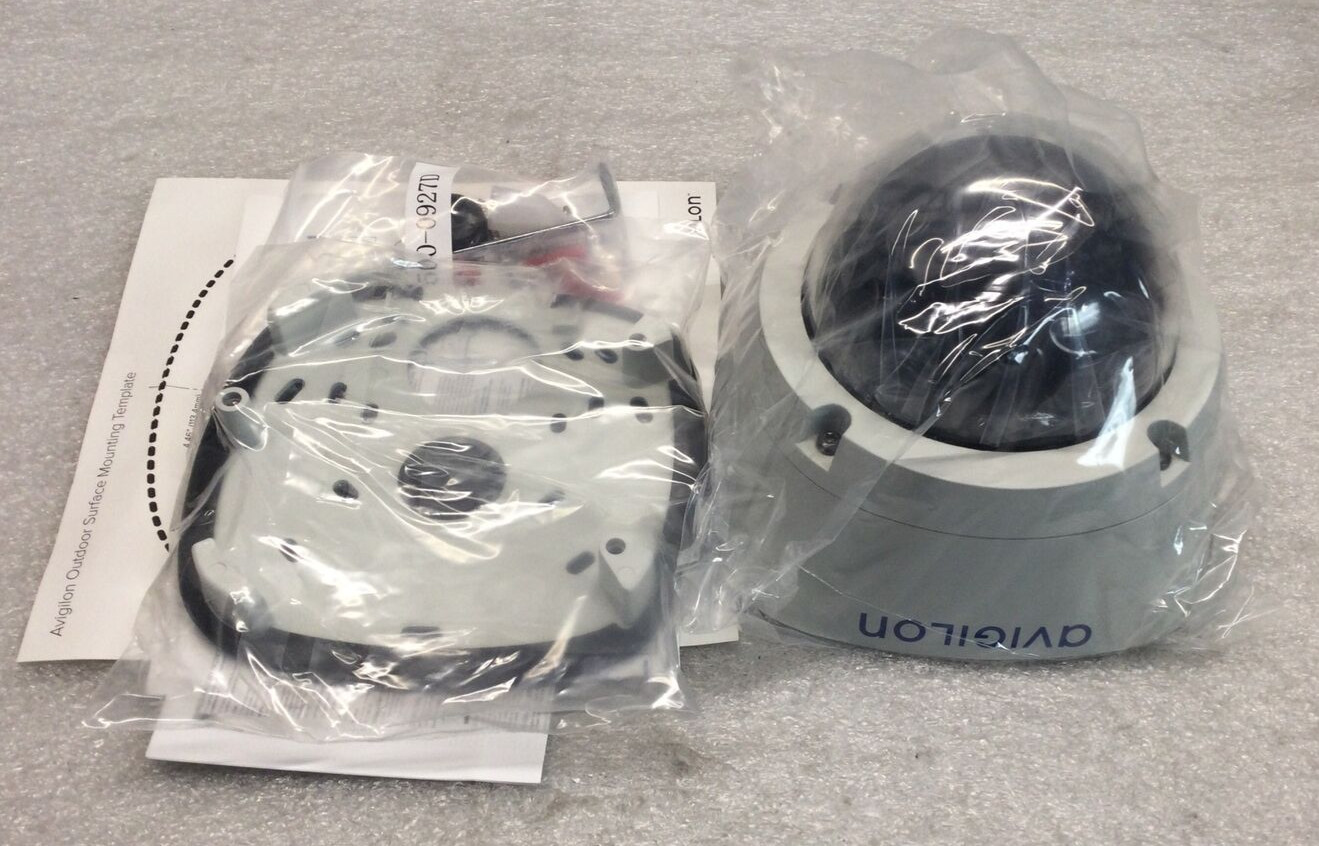 Avigilon 320-0864A, 3 MP 3.0C-H4A-DO2-B  Outdoor Dome Camera