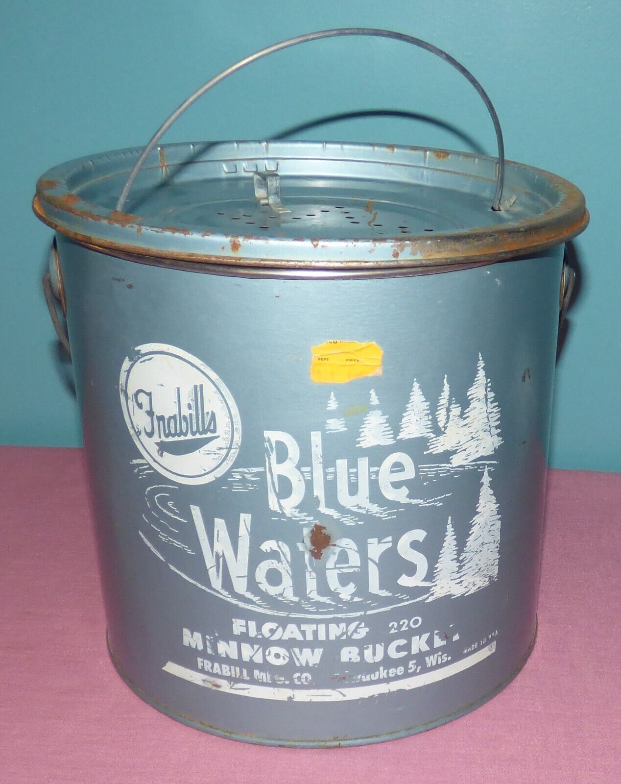 1950s Old Pal Wade-In Galvanized Minnow Bucket
