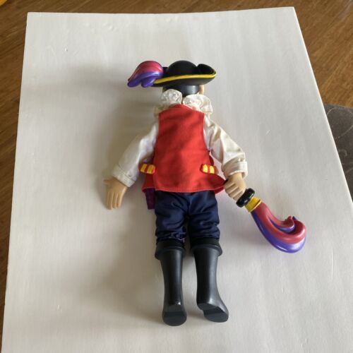 The Wiggles 2003 Captain Feathersword Speak N Sing 15" Talking Singing Doll Toy - Picture 3 of 12