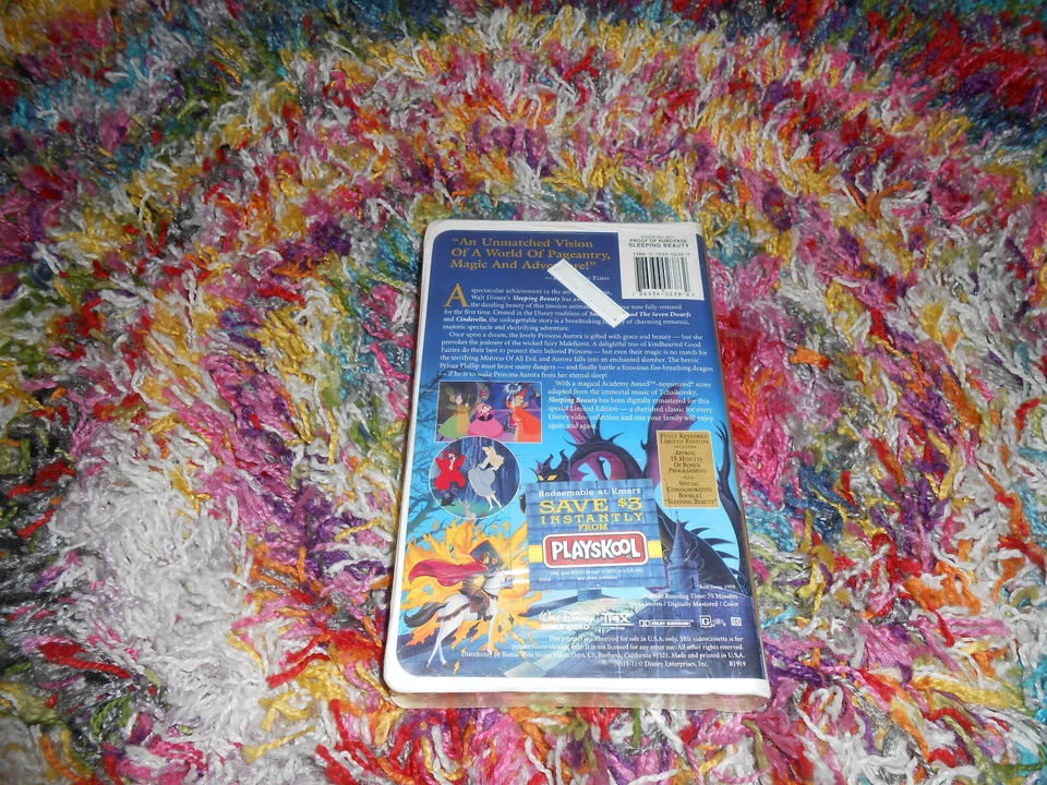 WALT DISNEY'S-MASTERPIECE-SLEEPING BEAUTY-MOVIE-VHS 9511-FACTORY SEALED-NEW - Image 2 of 4