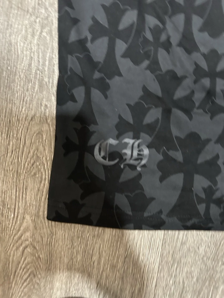 Chrome Hearts Men's Long Sleeve size small - Image 3 of 4