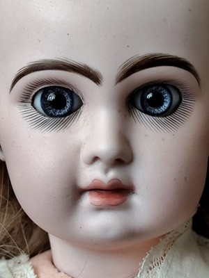 Baby ZWILLING Mund geschlossen_Augen feststehend_ Alte Puppe ca. 43 cm