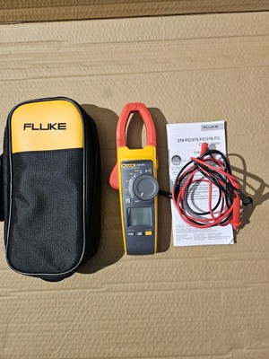 Fluke 375 FC True-RMS AC/DC Clamp Meter, 600 A, 1.6 in (41 mm) Jaw Capacity