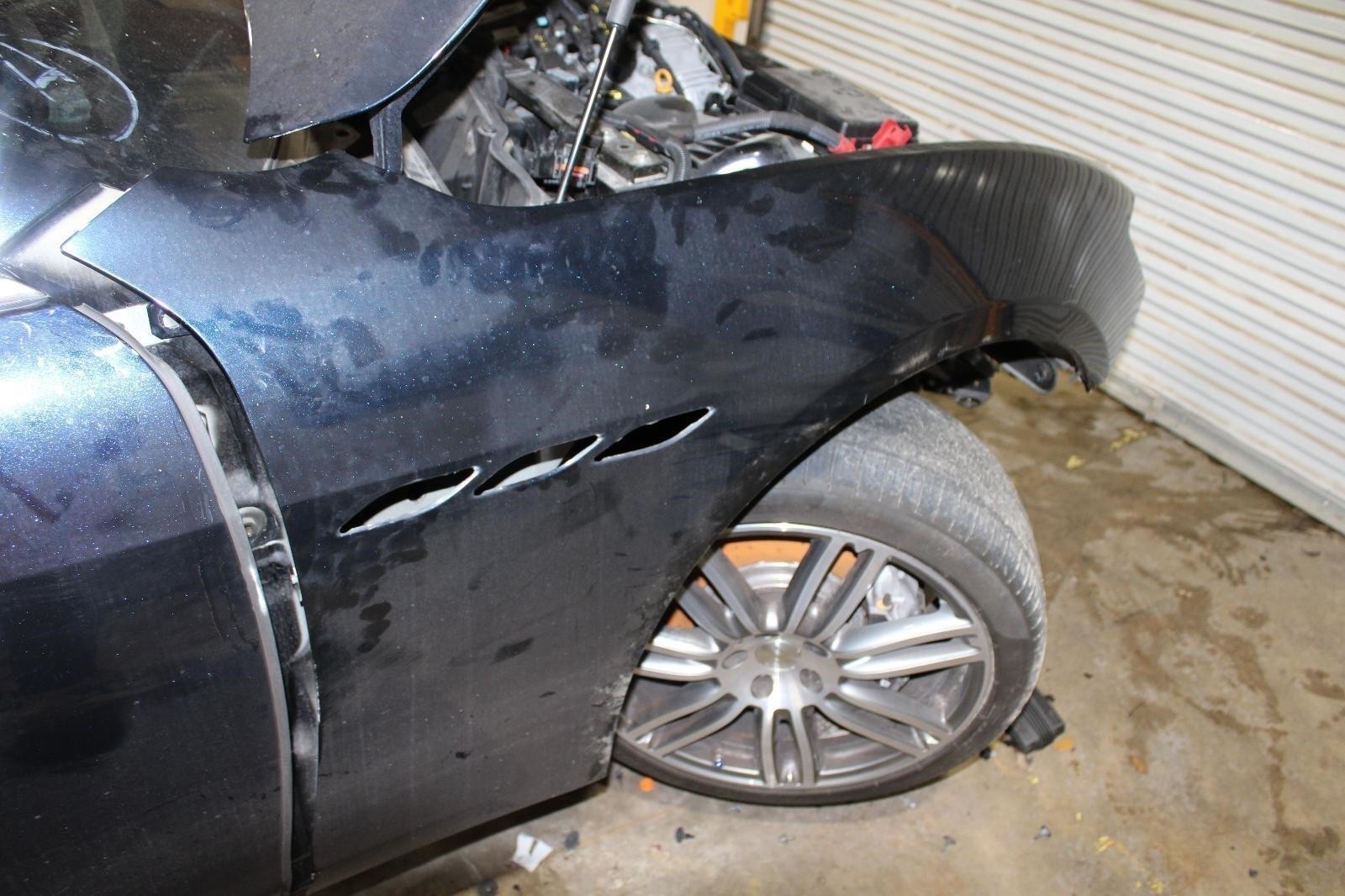 Maserati Ghibli 2014-2020 Front Right Fender Blue