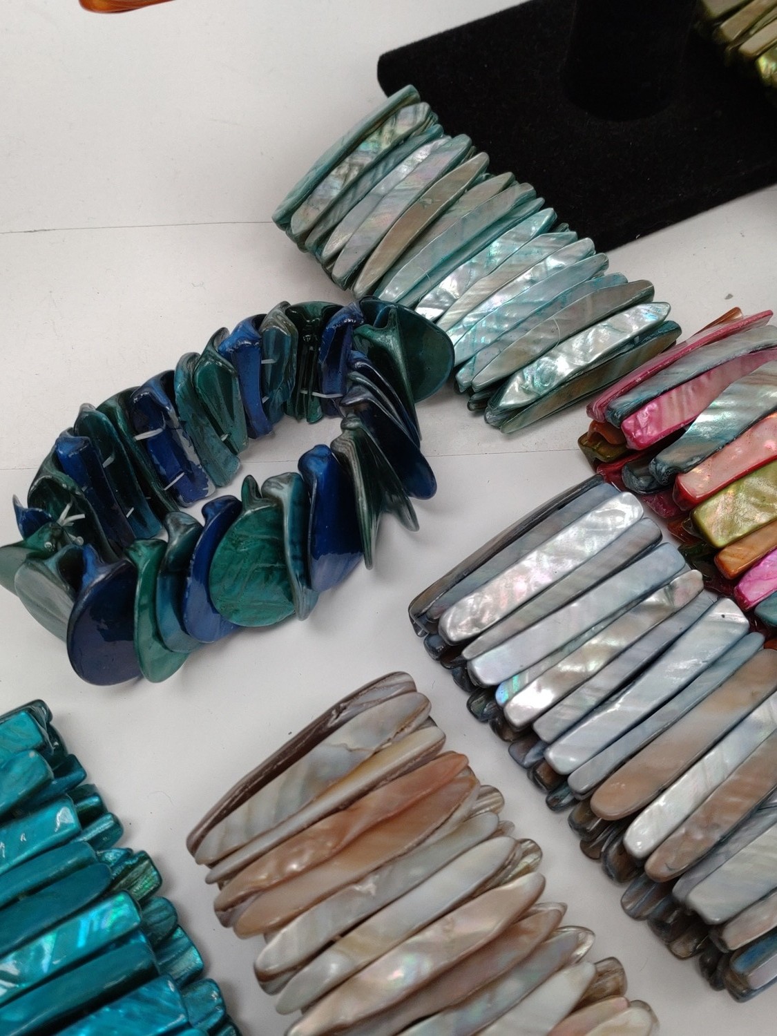 Large Bundle Shell Stretch Bracelets Job Lot 36 B… - image 19