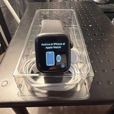 Apple Watch SE GPS 40mm Midnight Aluminum Case Sport Band