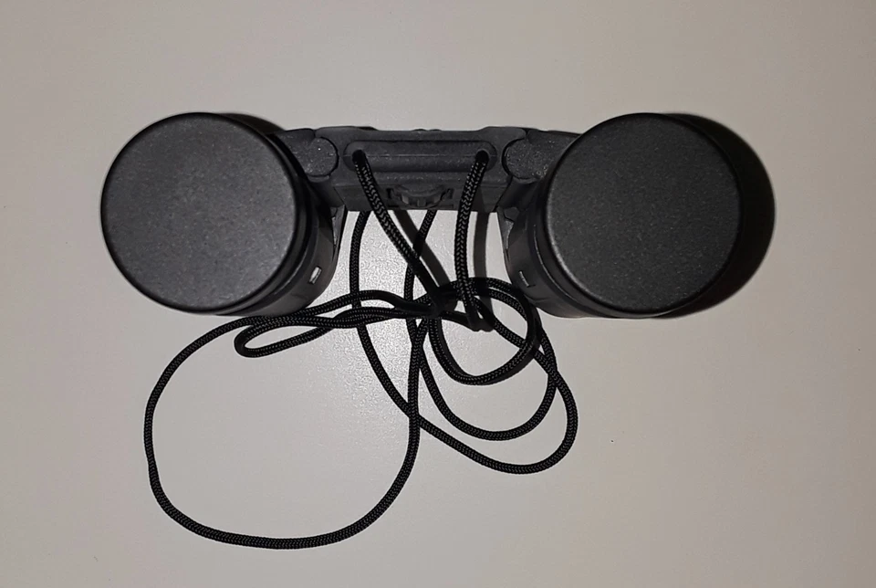 Olympus 8x22 RC II Binoculars (BRAND NEW!) - Image 4 of 4