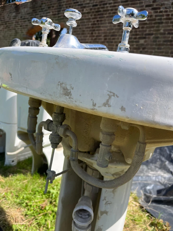 Lefroy Brooks Classic 3-Hole Basin Mixer LB1220 • Cross-Handle • Deck Mounted •  - Image 3 of 3