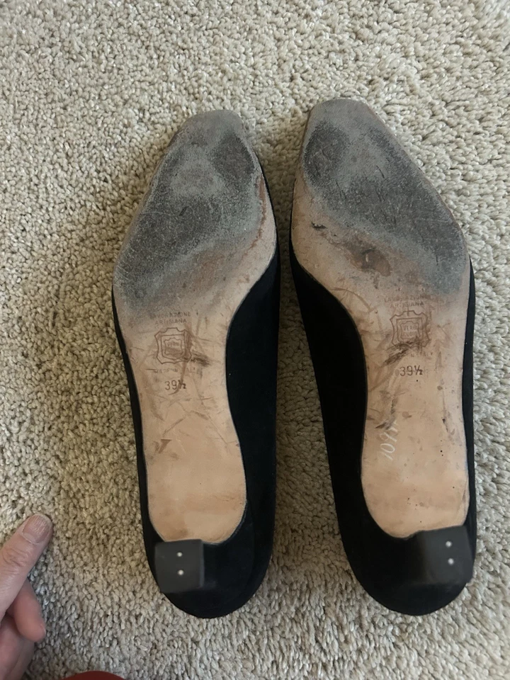 Manolo Blahnik 女式麂皮绒黑色高跟鞋 39.5 码 — 第 3/4 张图片