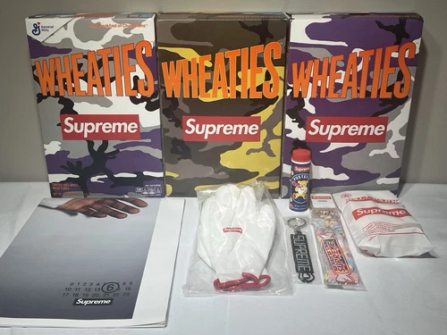 Lot d'accessoires suprêmes Wheaties MM6 Maison Margiela affiche bracelet gants poncho