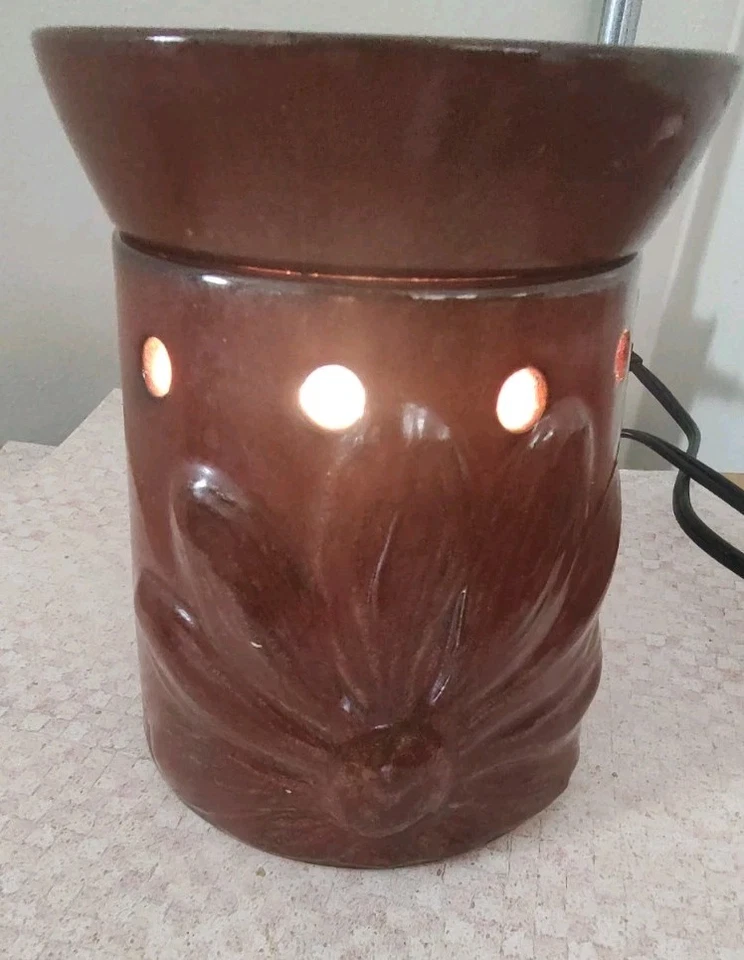 Scentsy богемное шик маргаритки деревенский коричневый полноразмерный аромат воск расплав подогреватель кирпич красный - Изображение 2 из 4