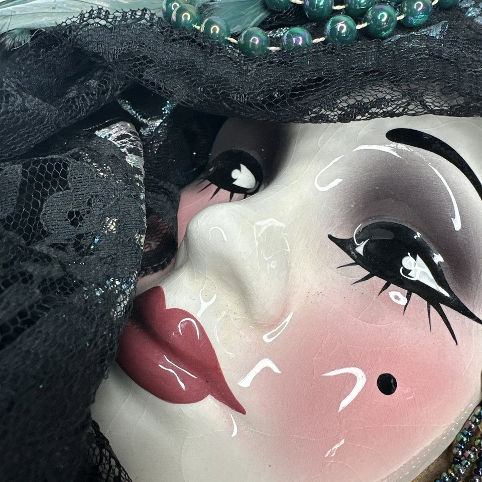 De colección. Máscara facial de pared de cerámica de creaciones únicas para mujer exótica negra VERDE firmada Foto 4 de 4