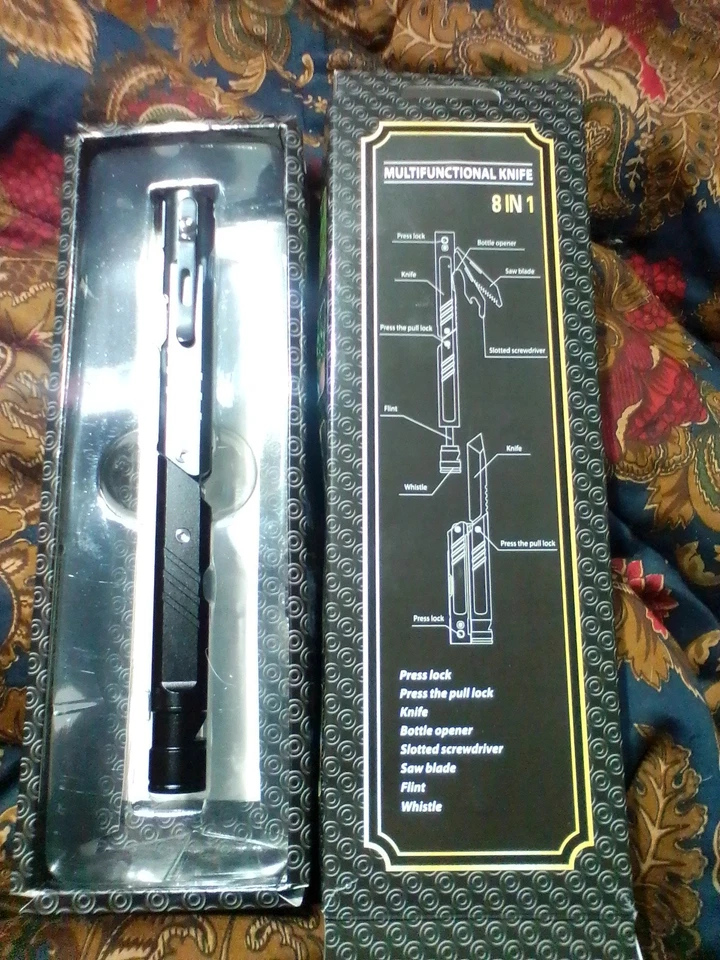 Faca multifuncional Sog Baton tipo 8 em 1 - Imagem 2 de 4