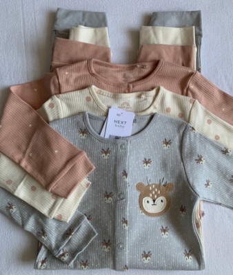 Brandneu mit Etikett Baby Mädchen 3er-Pack 100 % Baumwolle Schlafanzüge ohne Fuß 6-9 Monate NEXT