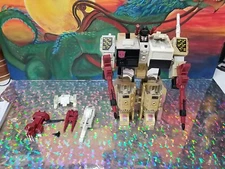 Original 1985 Hasbro Transformers G1 Metroplex  Rubber Tires No Box