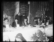 [League of Republican Women of the District of Columbia; Lou Hoover, center]