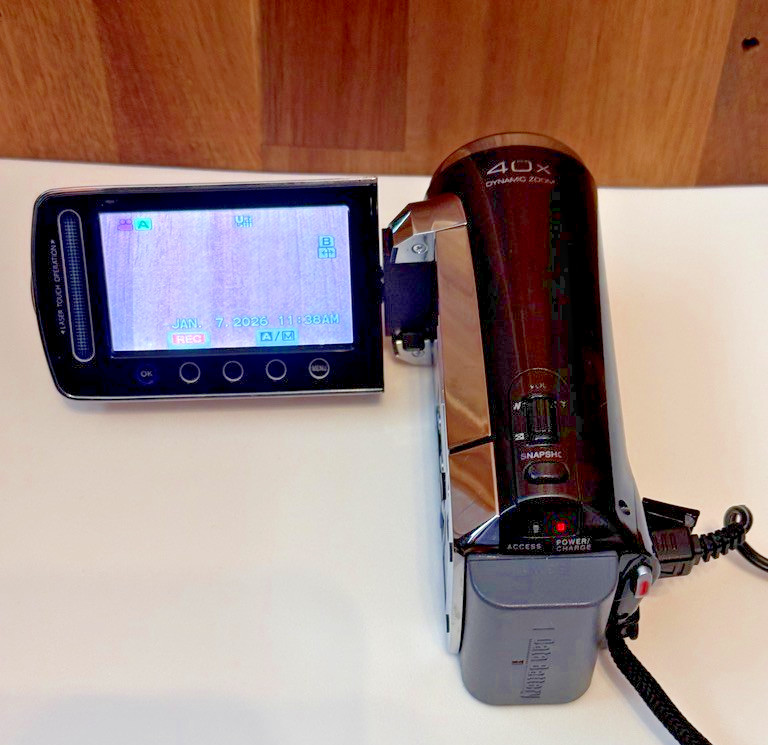 JVC GZ-MS120BU Everio SD Camcorder 40x Zoom Tested Works Bat