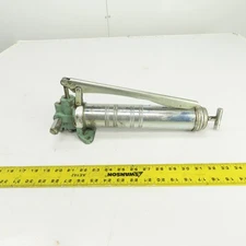 Lincoln Industrial 83817 Manual Grease Pump 0.1 in³/stroke 1 LB Reservoir
