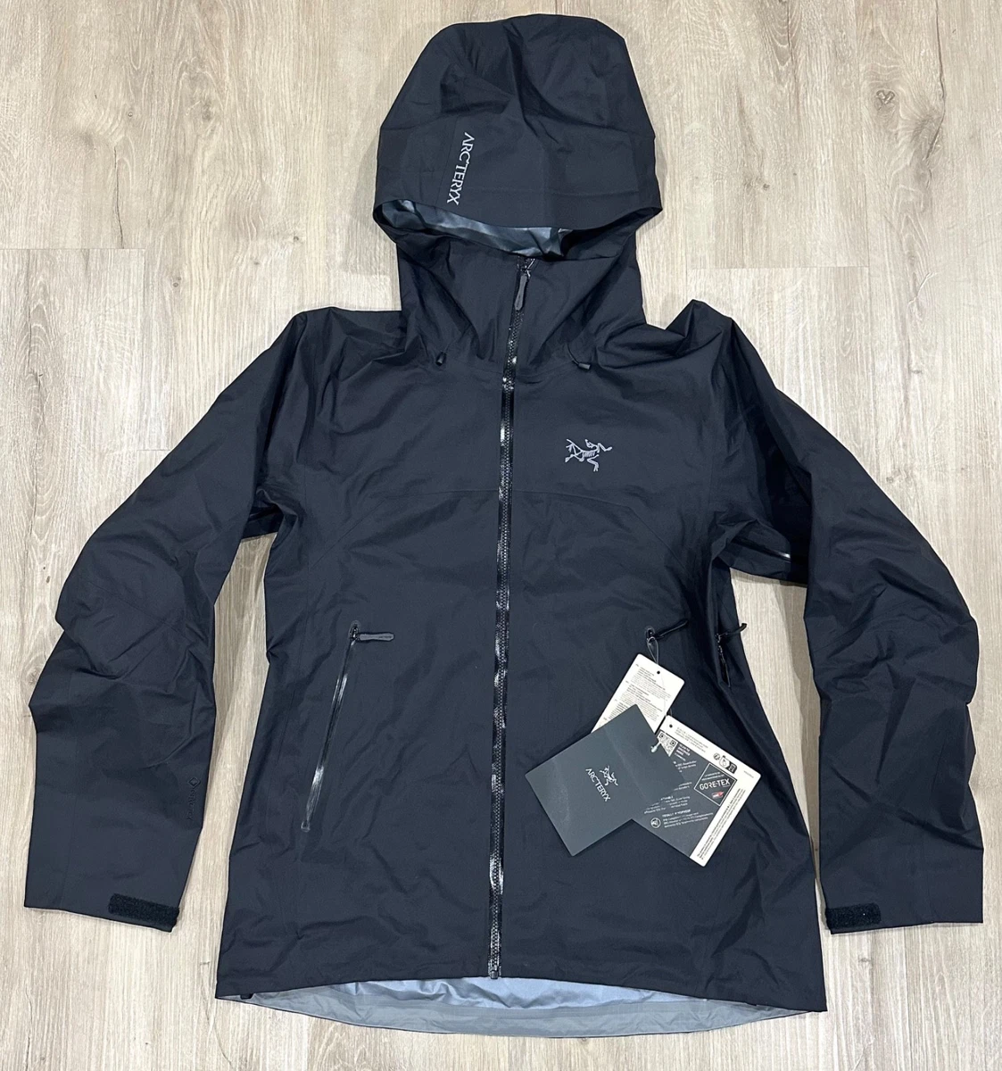 ARC'TERYX GORE-TEX スノージャケット　women's Ｌ Sentinel Insulated Anorak Women's | Arc'teryx United States