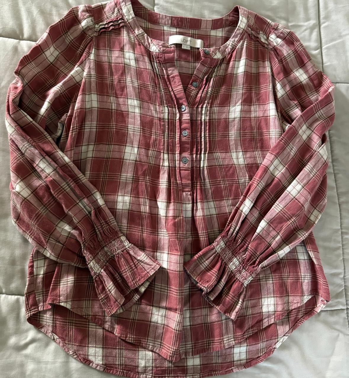 LOFT Women's Plaid Button Long Sleeve Red White Round Neck Blouse Size S