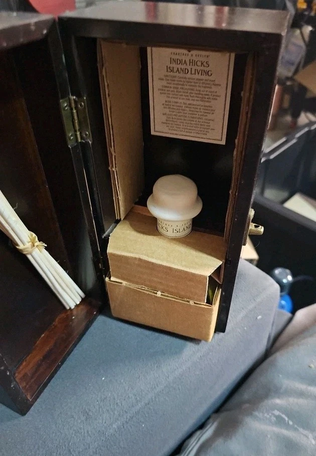 Difusor de fragancia Crabtree & Evelyn India Hicks Island Living nuevo en caja Foto 2 de 2