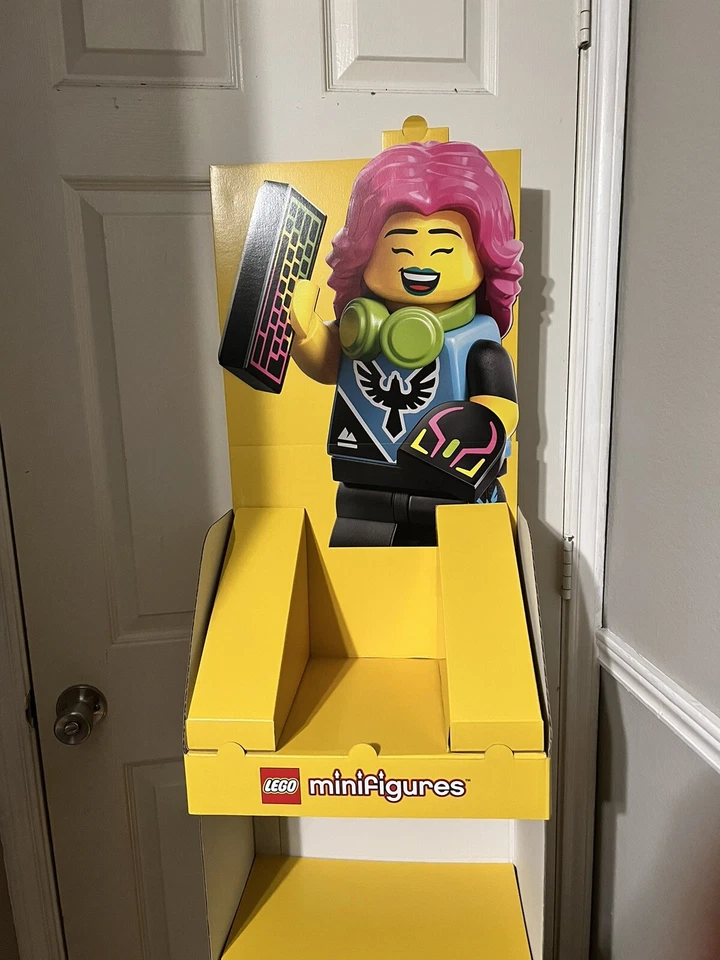 LEGO Store Display - Collectible Minifigures Series 25 71045 - EXTREMELY RARE - Image 2 of 4
