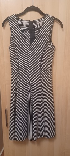 banana republic striped dress, size 2, pre-owned excellent condition - Picture 3 of 3