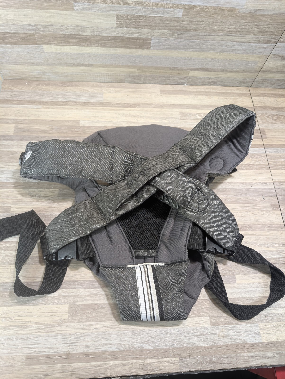 Evenflo Snugli Baby Carrier Sling Adjustable Soft Shell Grey