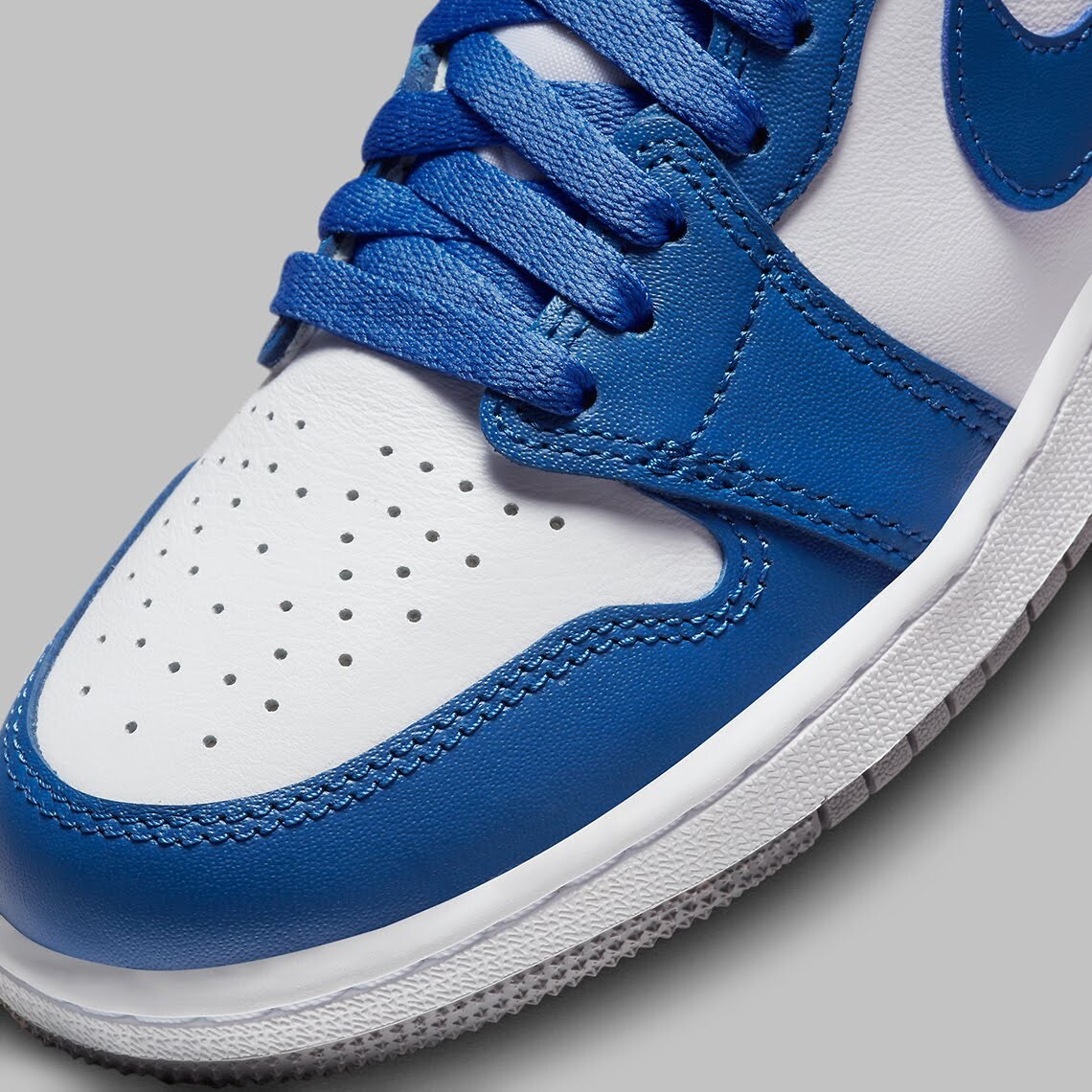Nike Air Jordan 1 Retro High OG True Blue/Cement Size GS 6Y