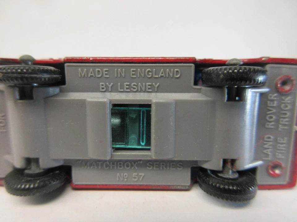 MATCHBOX LESNEY 1/64 NO57 LAND ROVER ПОЖАРНАЯ МАШИНА винтажный лот No62 - Изображение 4 из 4