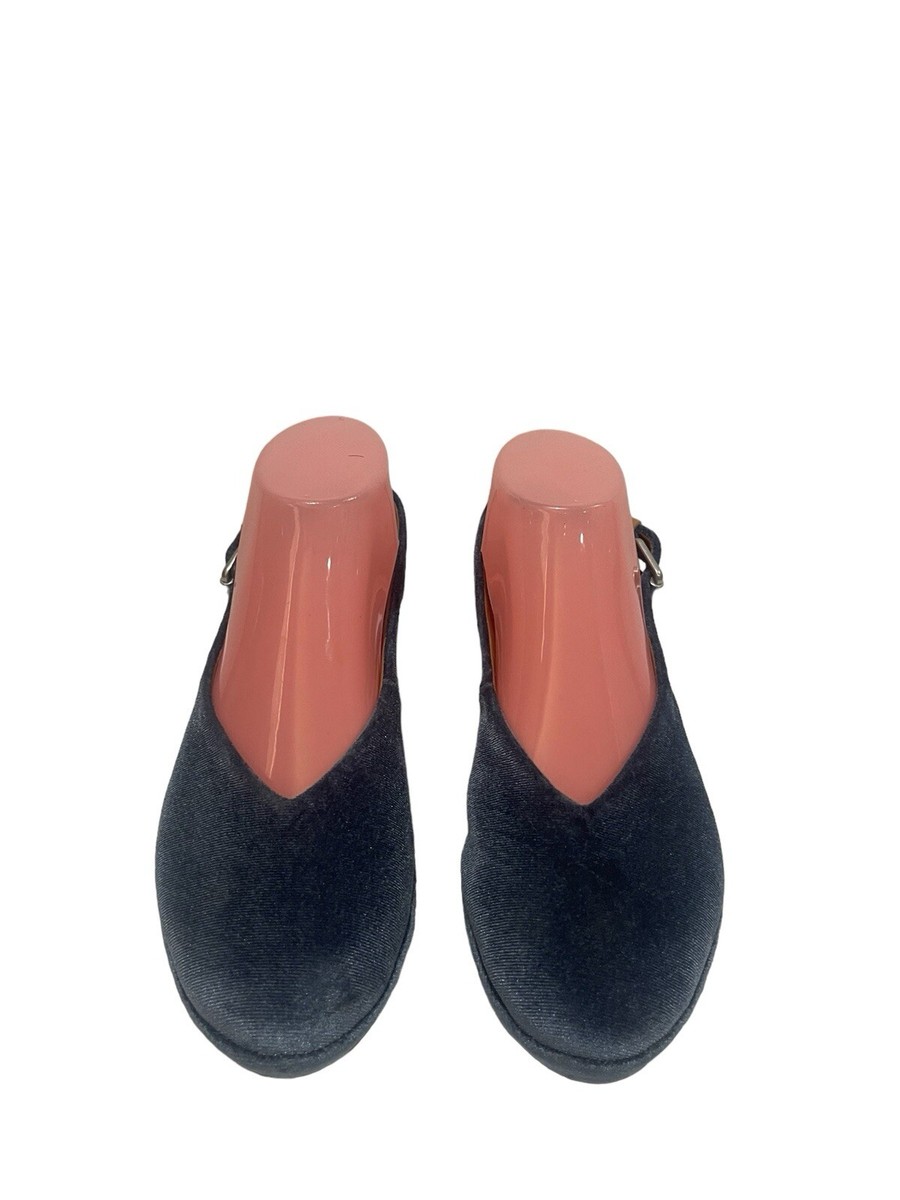 Gentle Souls by Kenneth Cole Noemi Blue Velvet Slingback Demi