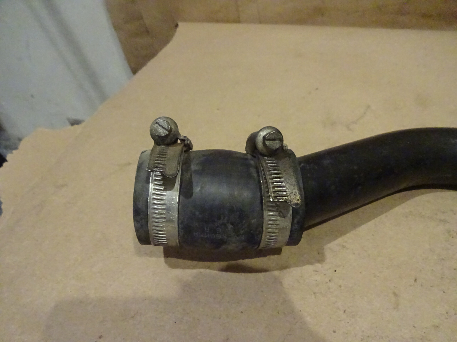 Ferrari 355.2.7,5.2 - Radiators Delivery Pipe- P/N 167024