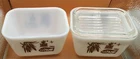Pair Of PYREX 1.5 Cup Refrigerator Dish Cat/Corn/Grinder 501B (Only 1 Lid)